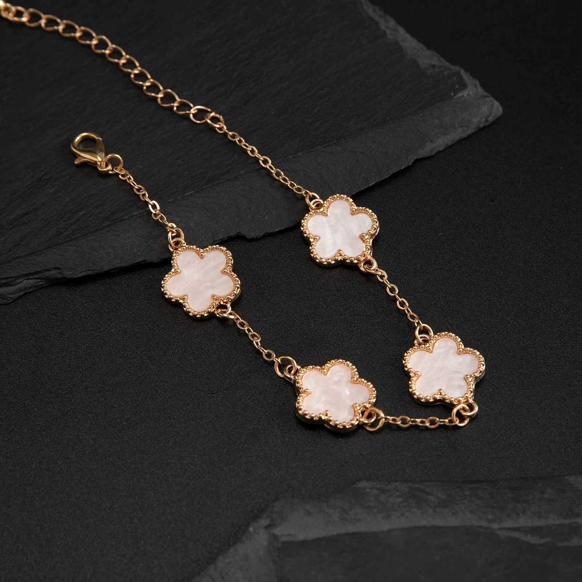 French Romantic Drip Glaze Flower for Men Women Five Petals Womens Luxury Elegent Y2K Enamel Jewelry H260321 - view 6