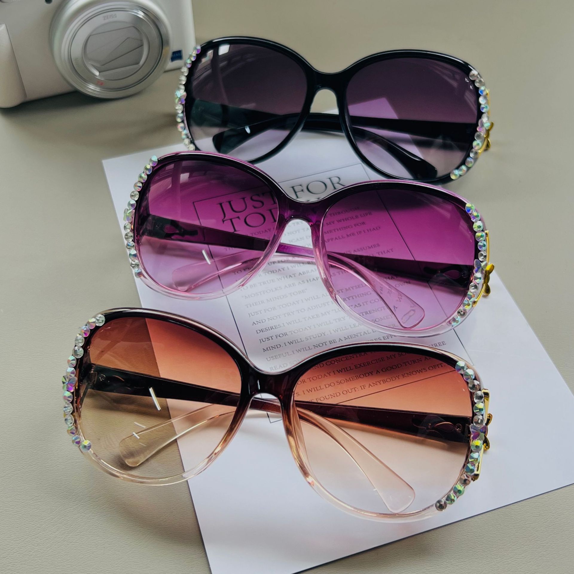 Designer Luxury Brand 2025 New Women's Sunglasses Anti UV Big Face Slimming Sunscreen Fashion Sunglasses Korean Edition High End Diamond Sunglass