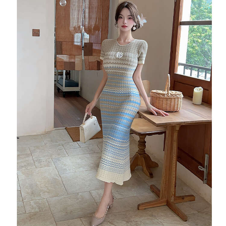 2026 Designer Gradient Stripe Small Fragrant A13 Style Women's Knitted Summer New Elegant Long Skirt