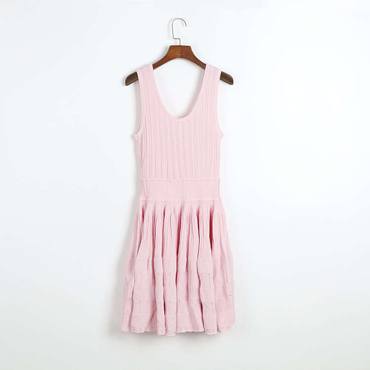 2026 summer new k30 designer pink sleeveless vertical striped knitted slim fit dress for casual wear and dating