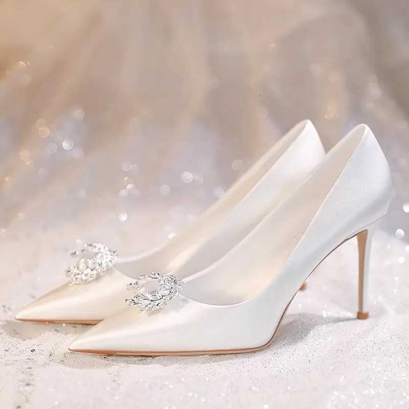 New Elegant Wedding Shoes Bridal Shoes White Rhinestone High Heels Bridesmaid Pumps High Heels Pumps C260321