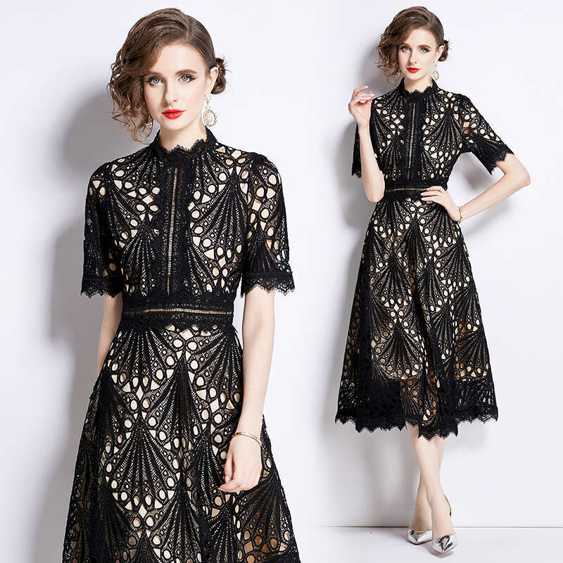 Designer women's French k30 high-end lace patch round neck dress, summer new style, slim fit waist, elegant flared pants