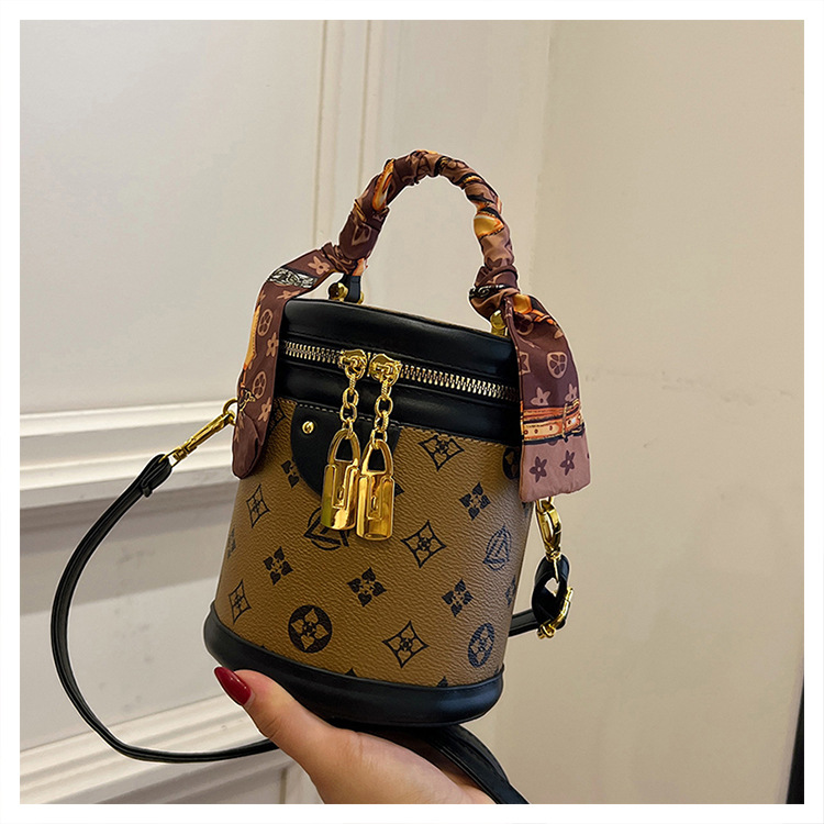 luxury design bag 2026 New Bucket Bag with Scarf, Classic Print Women's Shoulder & Crossbody Purse, Trendy Versatile Cylinder Handbag