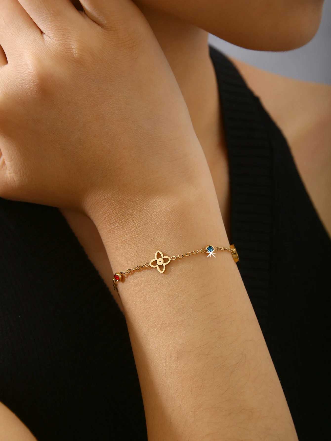 Trendy Personalised Light Luxury Ins Style Stainless Steel 18K Gold Plated Coloured Diamond Flower For Women H260321 - view 3