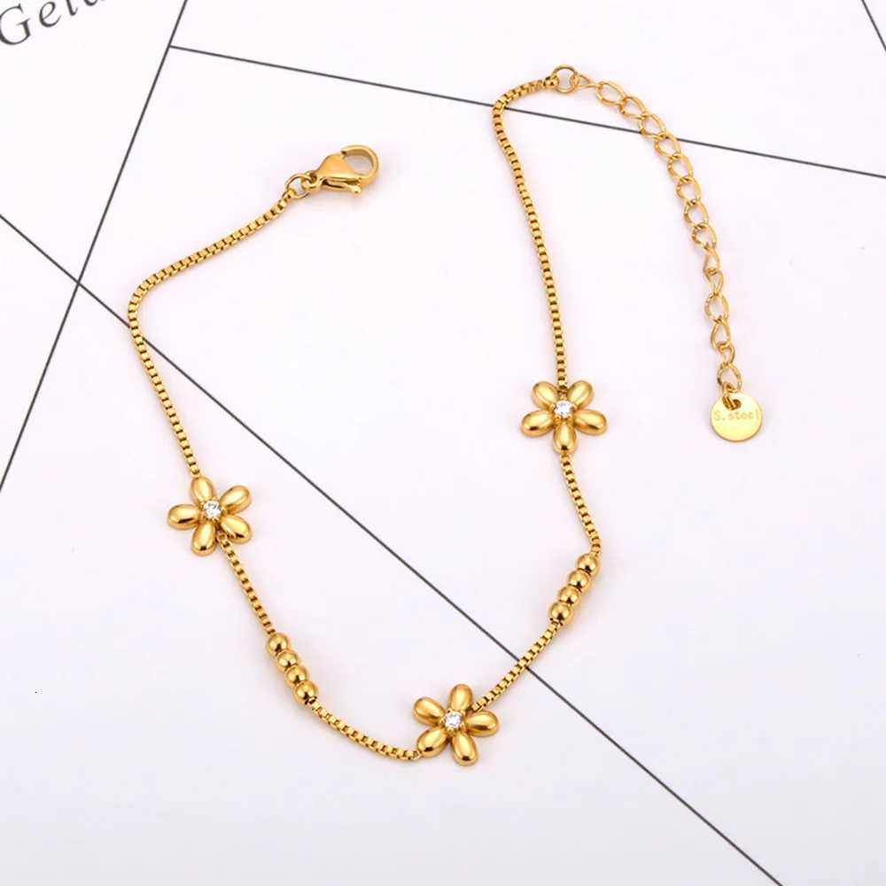 Lokaer Stainless Steel Cubic Zirconia Flower Anklet for Women 18K Gold Plated Chain Jewelry A24015 H260321 - view 6