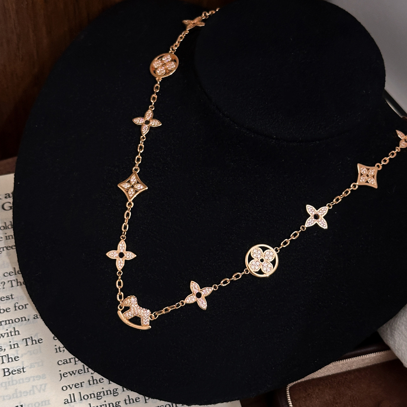 Diamond Old Flower Elegant High Luxury Fashion Versatile Sparkling Instant Wealth Necklace Fashionable Women's Accessories For Women