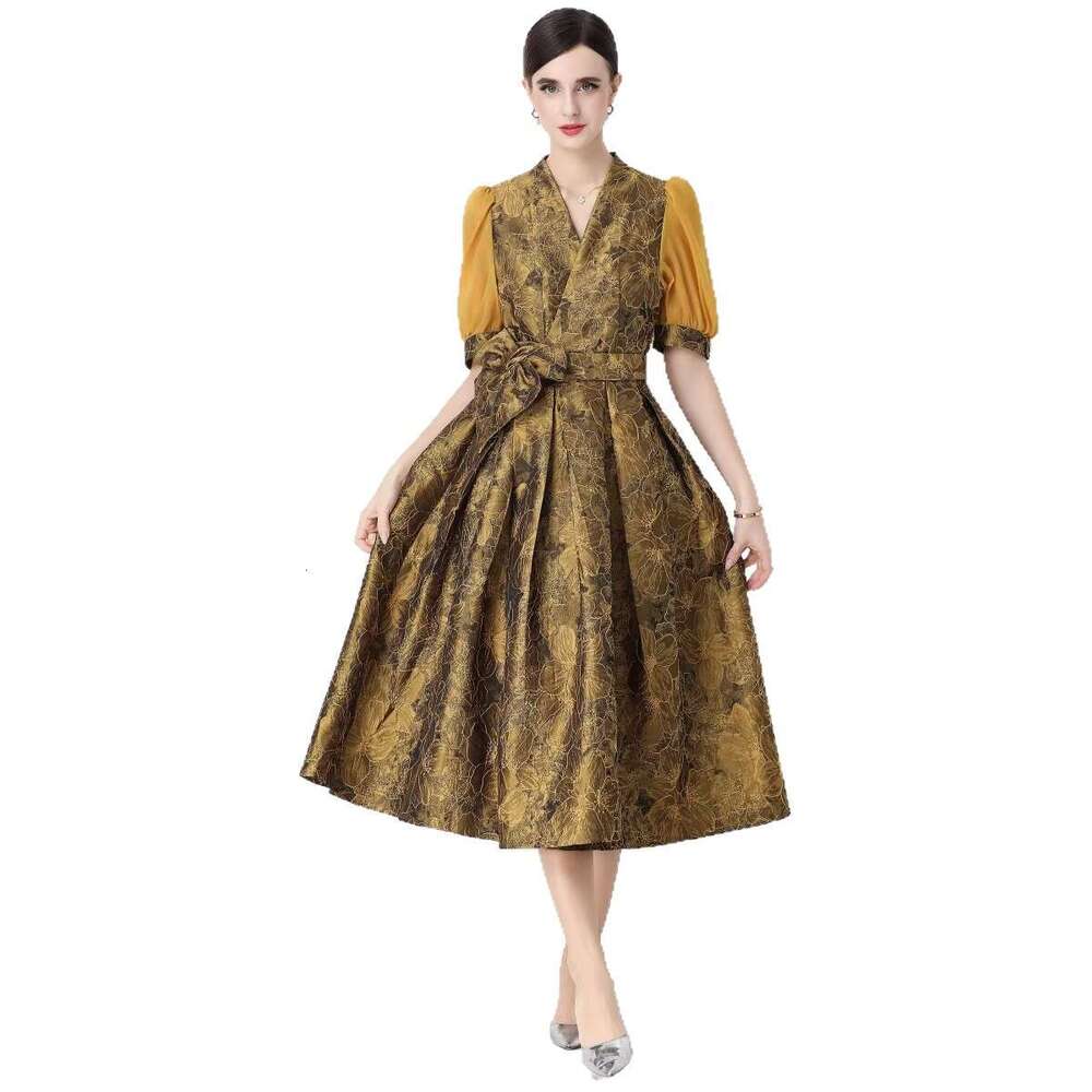 Designer French style women's 2026 summer waist cinched V-neck short sleeved k30 elegant jacquard long dress social wear