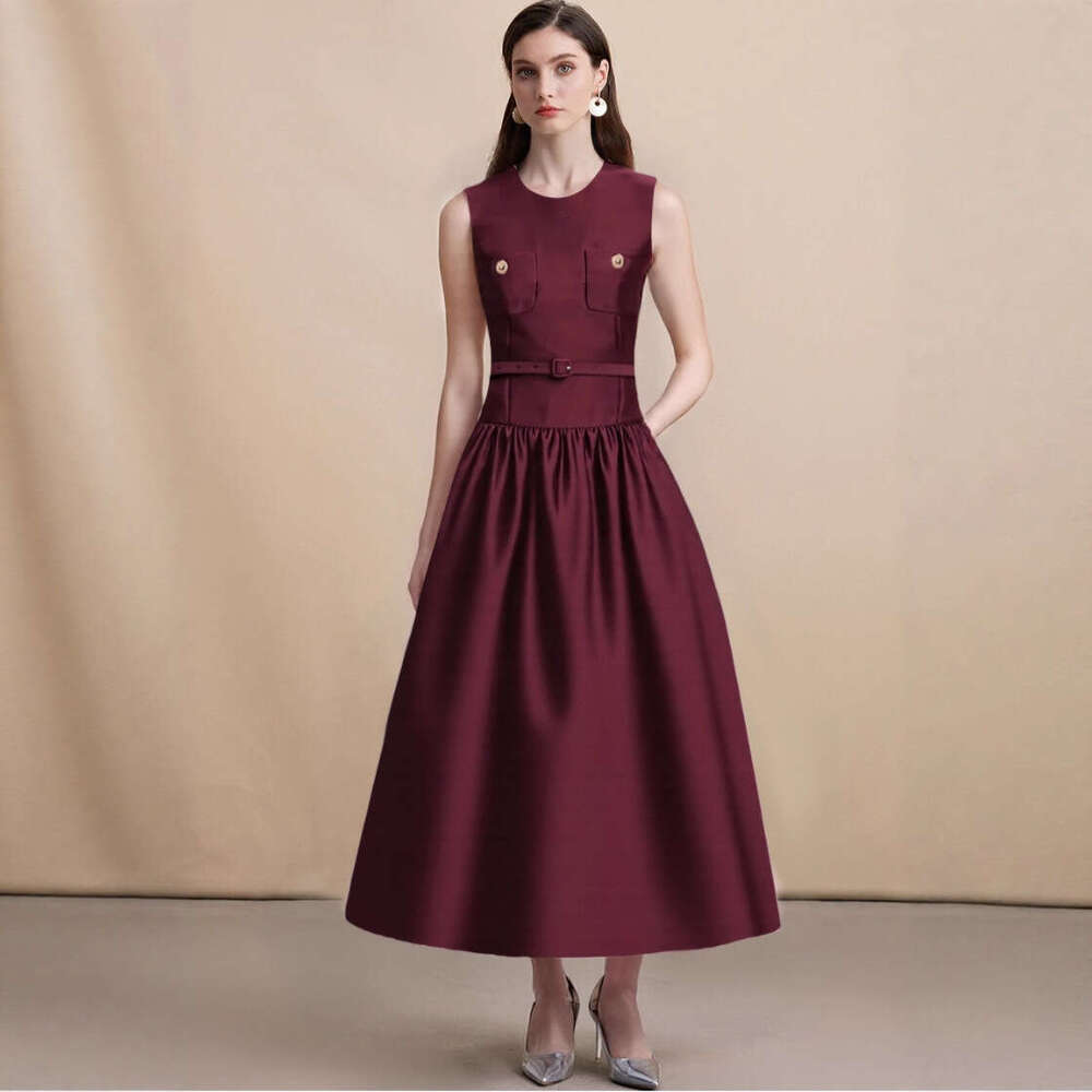 2026 Designer's New French Women's Elegant and Exquisite Round Neck Patch B15 Bag Waist Sleeveless Solid Color Party Skirt