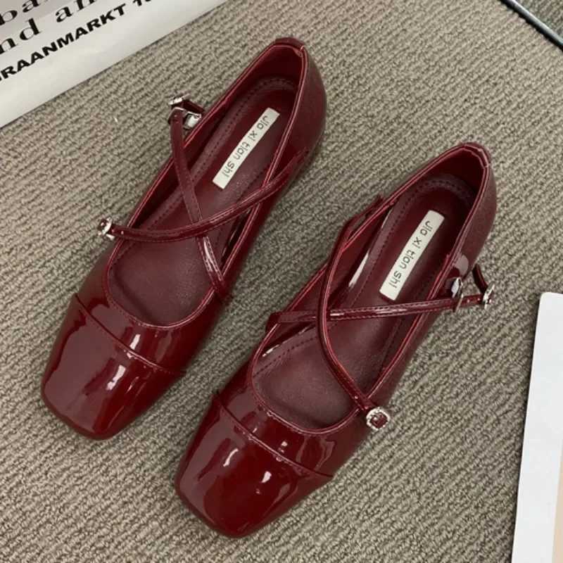 Mary Jane Shoes for Women Retro Medium Heeled Womens Single Shoes Soft and Comfortable Red Ballet Shoes Zapatos De Mujer C260321