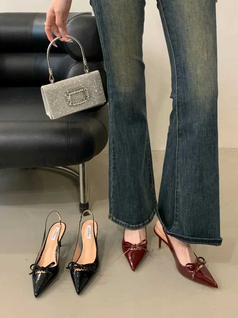 New Sandals for Women with Pointed Bows and Thin Heels High Heels for Women Platform Shoes Sandlia Salto Quadrado C260321