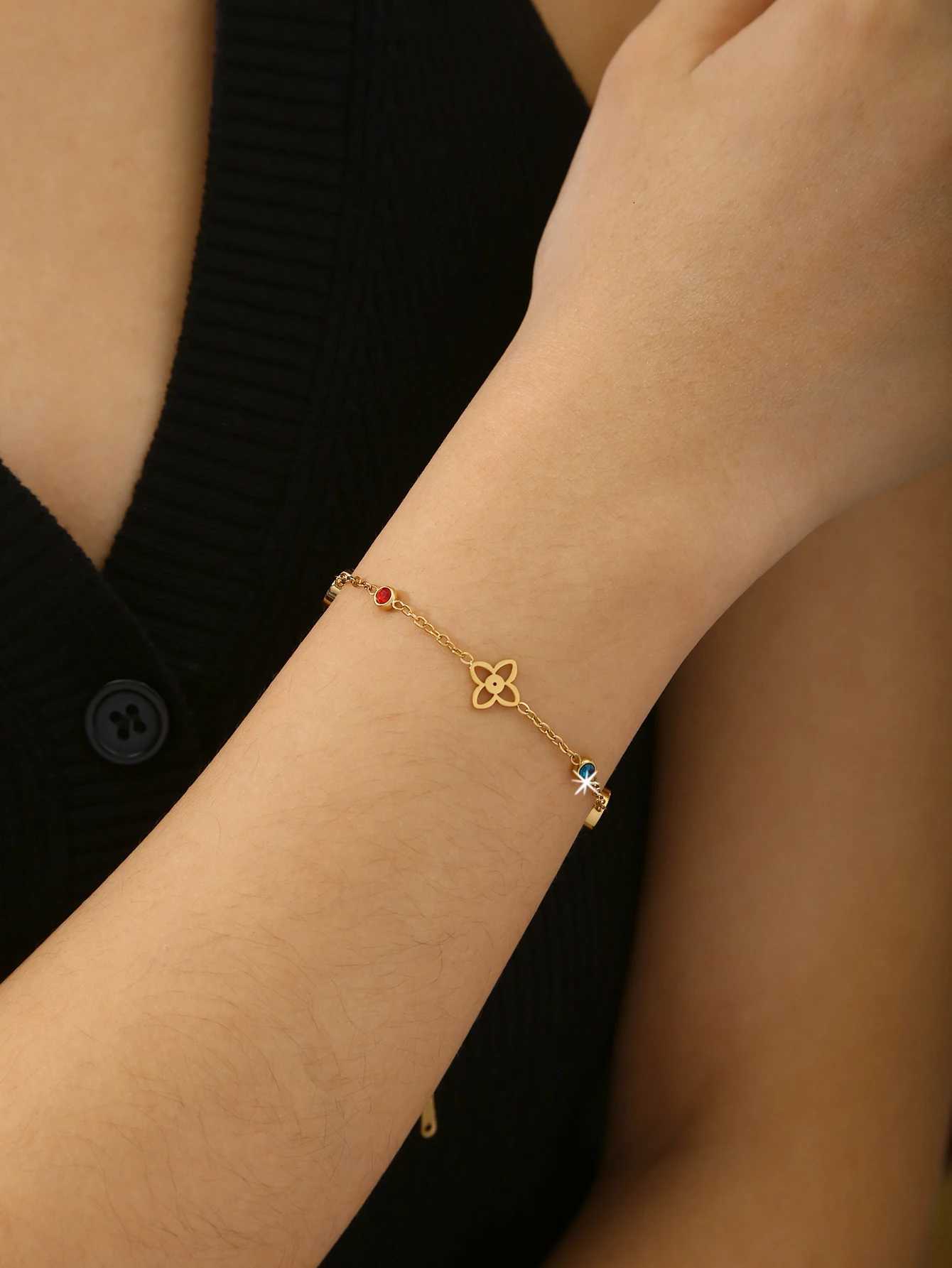 Trendy Personalised Light Luxury Ins Style Stainless Steel 18K Gold Plated Coloured Diamond Flower For Women H260321 - view 5