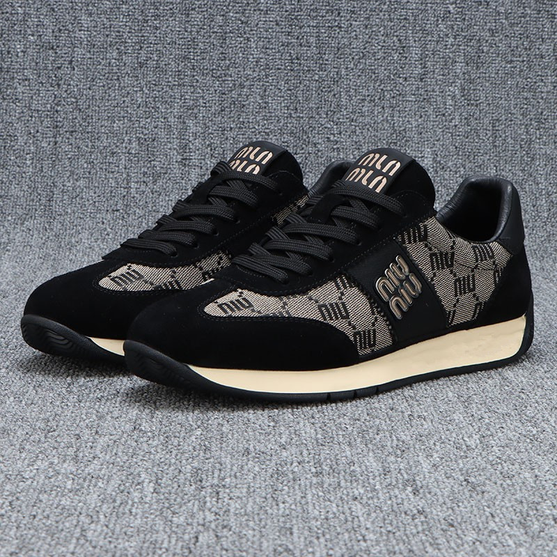 Free shipping designer shoes Plus Size Athletic Shoes: Durable, Slip-resistant Sportswear with Ventilation Features Cozy black