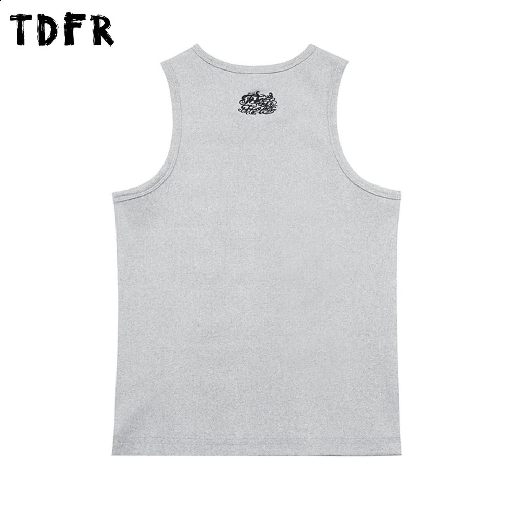 Chicano letters Embroidery tank top Mens Summer Streetwear Crew Neck Slim Sleeveless Singlets Men 260317