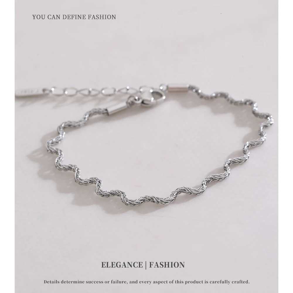NiNICE StainlESS Steel Woman Curved Waterproof Fashion Design Personalized High-end Jewelry Gift New H260321 - view 4