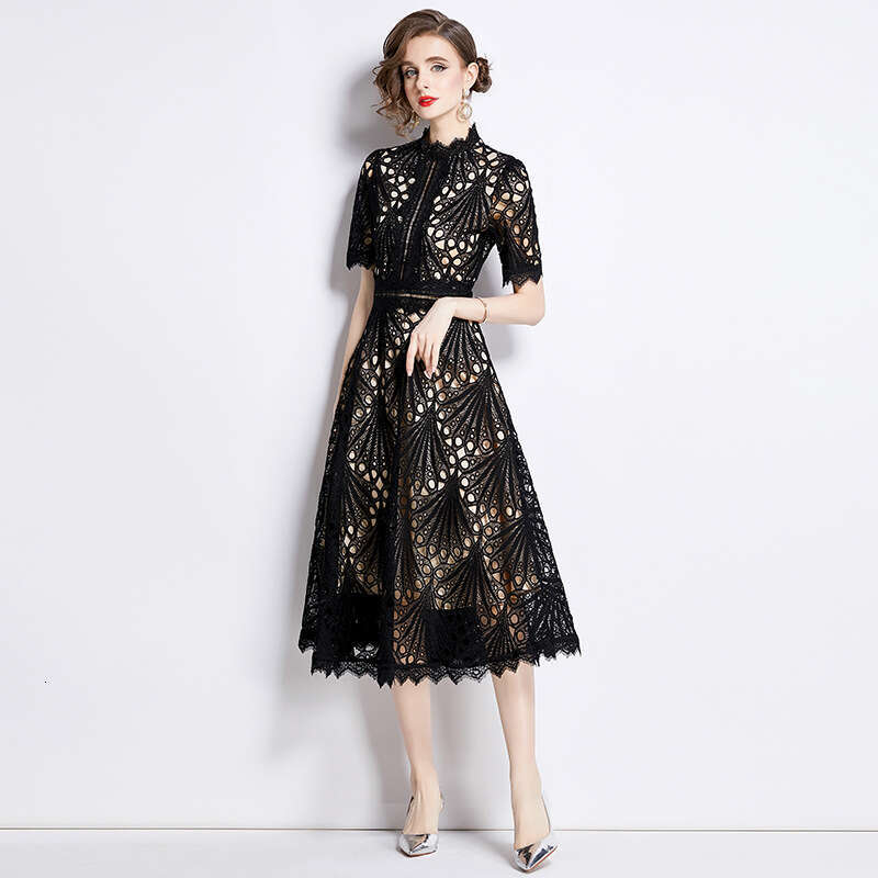 Designer women's French k30 high-end lace patch round neck dress, summer new style, slim fit waist, elegant flared pants
