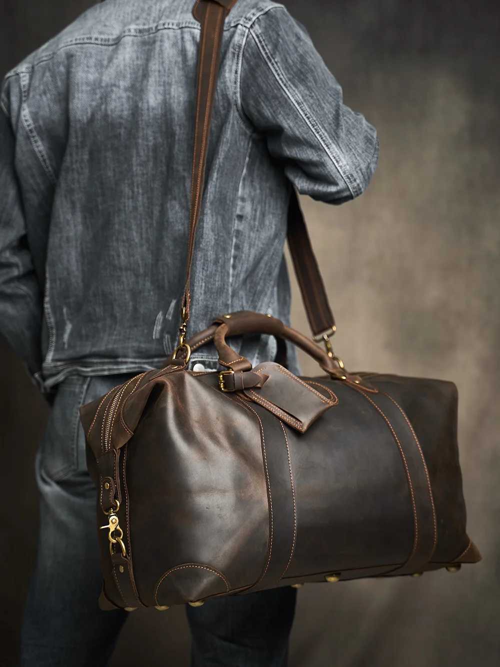 Customised Laser Engraving Crazy Horse Genuine Leather Men Travel Bag Real Leather Travel Duffel Male Luuage Handbag Duffle H260321