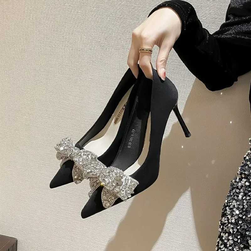 New Fashion Bowknot Pointed Toe High Heels Pumps Womens Stiletto White Pearl Bridal Wedding Shoes Banquet Party Dress Shoes C260321