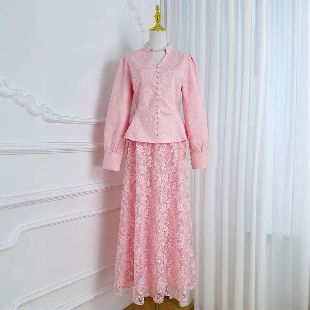 2026 A14 Spring and Summer New Designer French Slimming Beaded Strap V-neck Shirt and Skirt