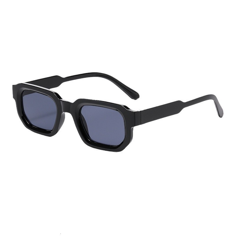 Designer Luxury Brand Fashion New Small Frame Sunglasses Korean Japanese Style Square Sunglasses Ultra Light Driving Night Vision Sunshade Glasses Who