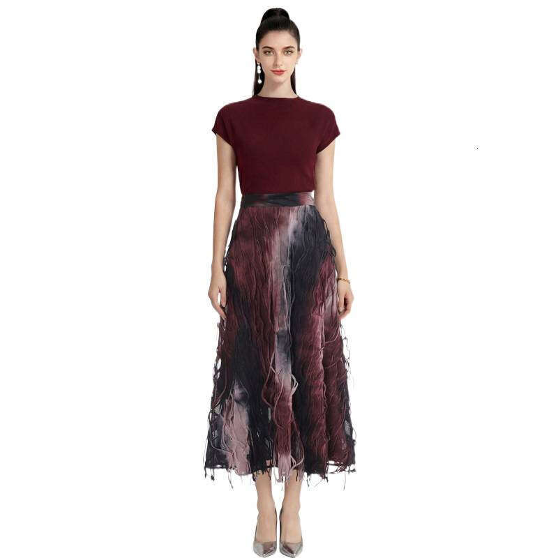 20026 Designer's new fashionable women's short sleeved T-shirt, retro gradient tie dye tassel umbrella skirt k30 two-piece set