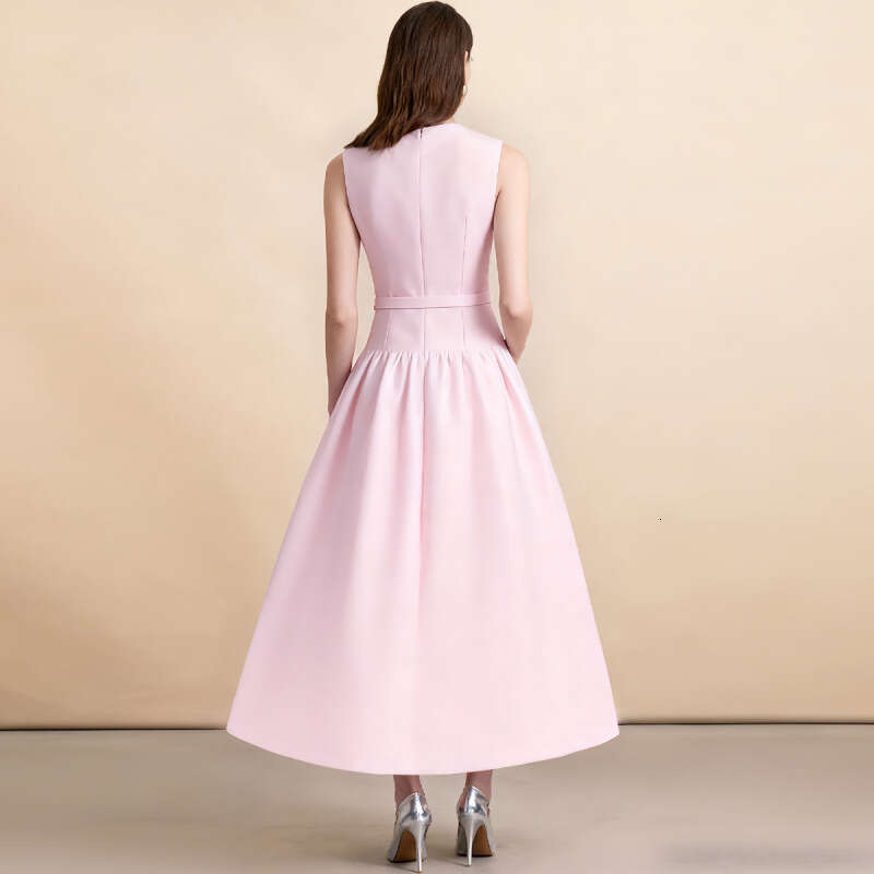 2026 Designer's New French Women's Elegant and Exquisite Round Neck Patch B15 Bag Waist Sleeveless Solid Color Party Skirt