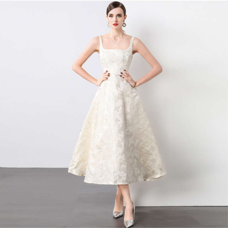 Designer's elegant and luxurious niche dress engagement A14 has a high-end feel and is suitable for women's strapless jacquard