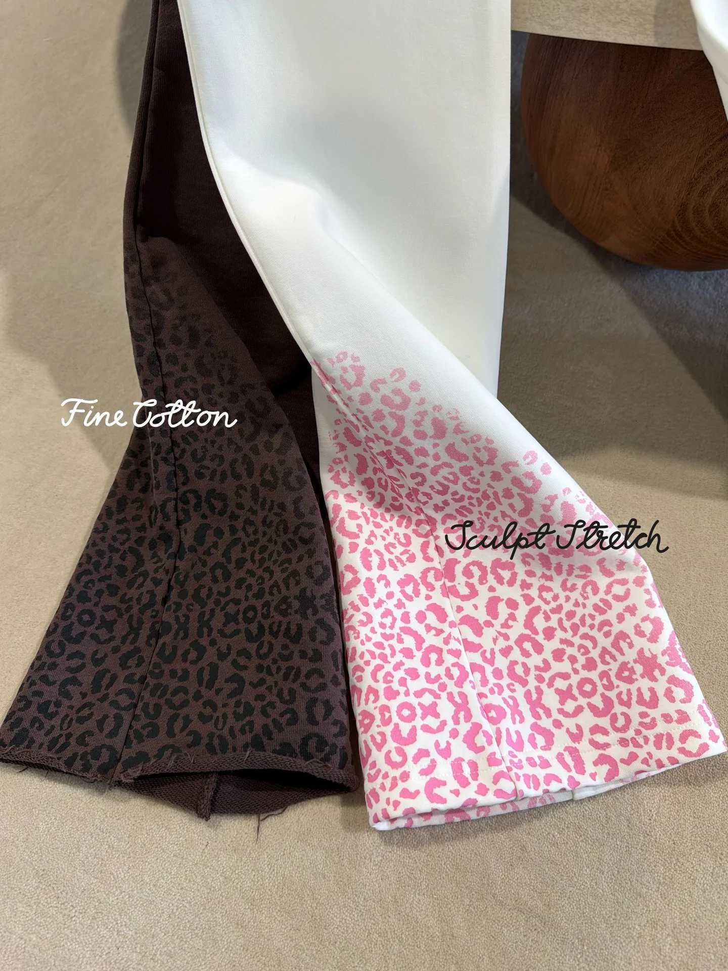 Women Y2K Retro Leopard Print Short Hooded Sweatshirt Micro Flared Pants Sports Suit Soft Fashion Slim Fit Yoga Wear 2-piece Set X260321