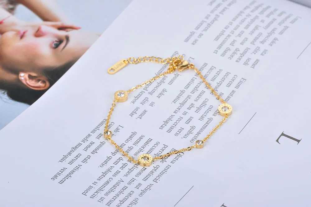 AENINE Fashion Roman Numerals Cubic Zirconia Chain Link Jewelry Titanium Steel Charms For Women AB18019 H260321 - view 6