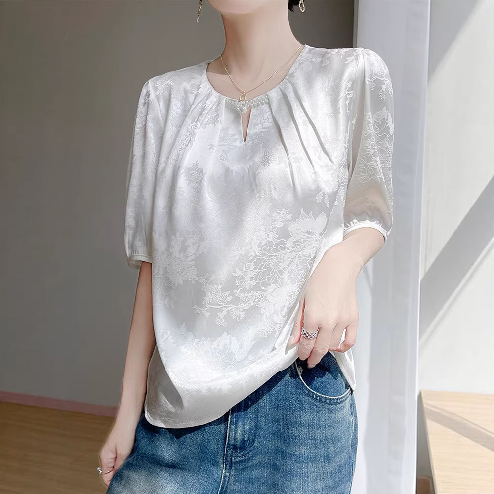 Elegant Satin Short-sleeve Women's Summer Top With Polo A Silky Designer T-shirt Round Neck Slimming And Versatile Designer Hoodie With A Light Luxury Gentle Style