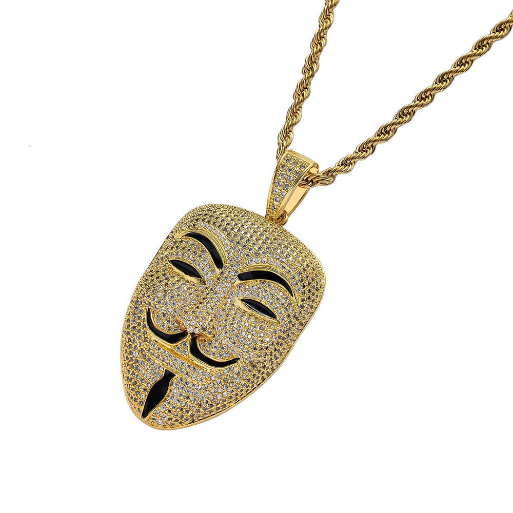 V for Vendetta-style male character mask pendant with full zirconia, hip-hop necklace accessory