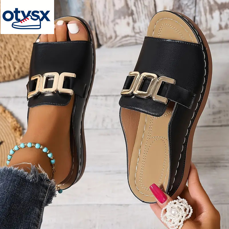 2026 new thick soled women's slippers, new plus size casual fashion, simple metal buckle open toe sandals, casual shoes, walking shoes