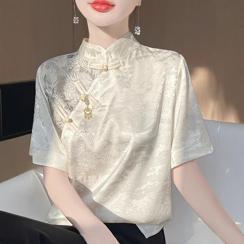 Designer T-shirt Modified Embroidered Top Polo Light Designer Hoodie Luxury National Style Collar Buttoned T-shirt For Women Satin Jacquard Short Sleeves