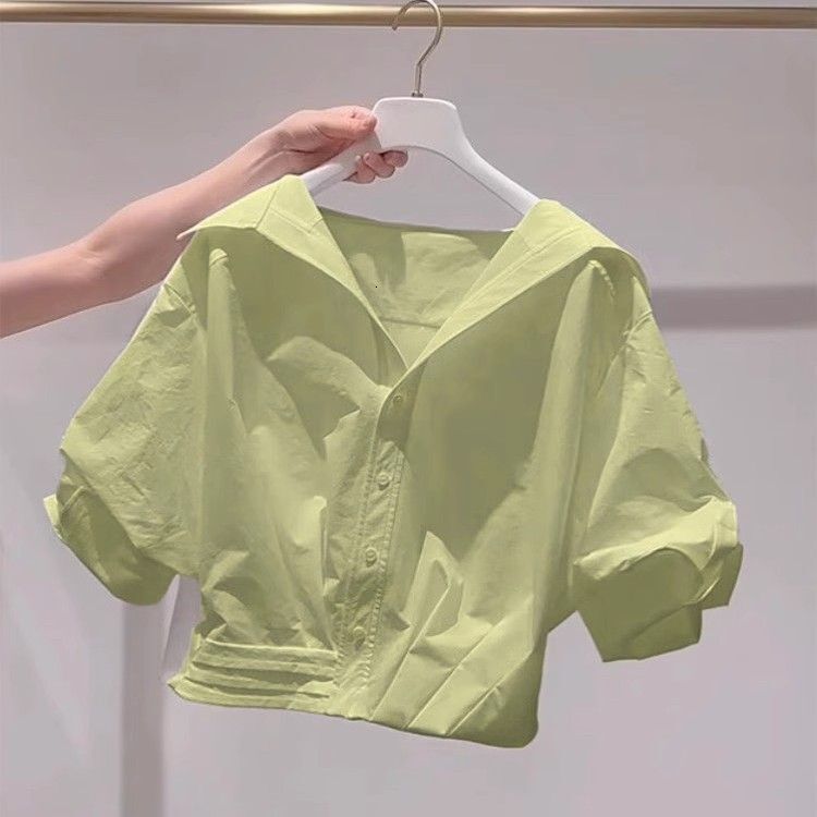 French Style White Collar Designer Hoodie Short Versatile Shirt For Polo Women Summer New Light Designer T-shirt Luxury Design Short Sleeve Blouse