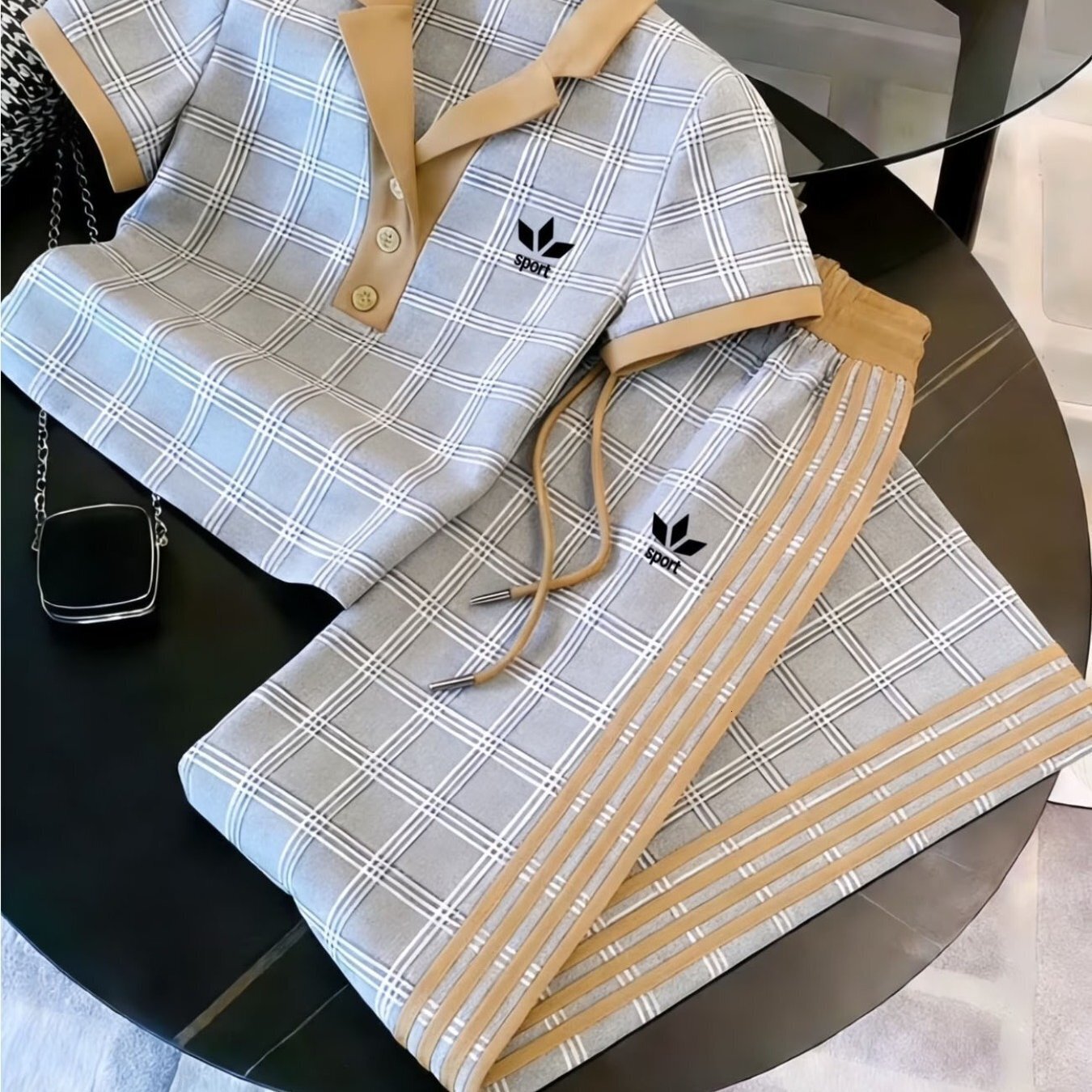 Designer women's sportswear T-shirt and Pants Two-piece set fashion trend casual zip-up POLO shirt short-sleeve long pants set