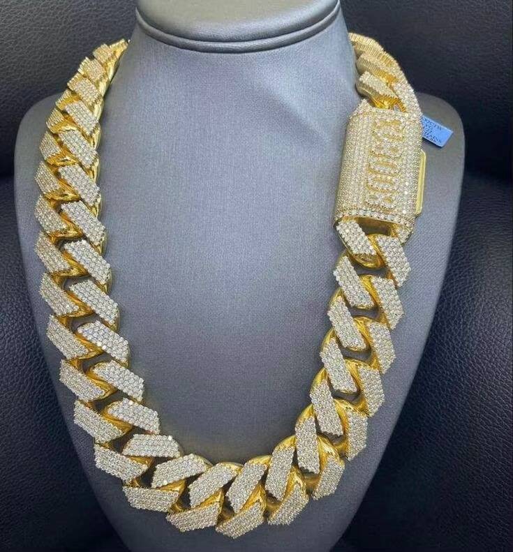 Excellent Quality Iced Out Moissanite Diamond Gold Link Cuban Tennis Chain for Men Gift Available for Wholesale Supply
