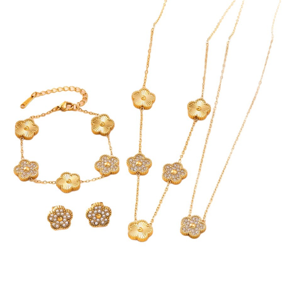 Luxurious and Exquisite Five-Leaf Jewelry Set for Women, Diamond-Studded Flower Bracelet, Necklace, Earrings, Stainless Steel Accessories in Stock - view 6