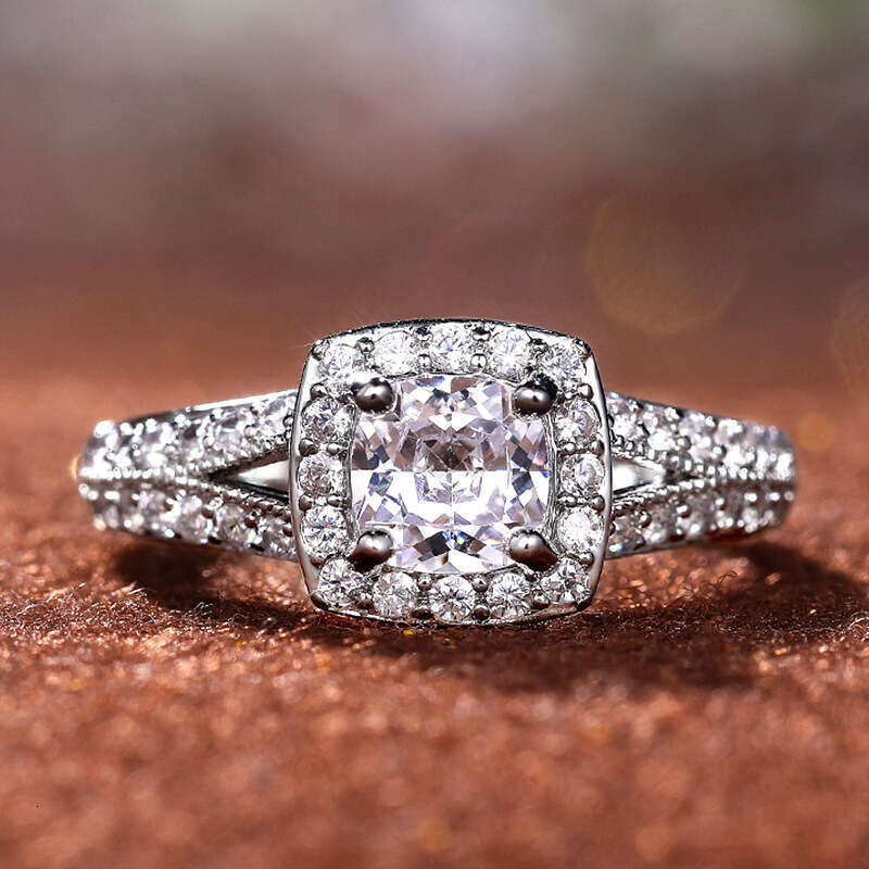new Jewelry style wedding ring four-prong set with square Moissanite women's fashionable proposal jewelry