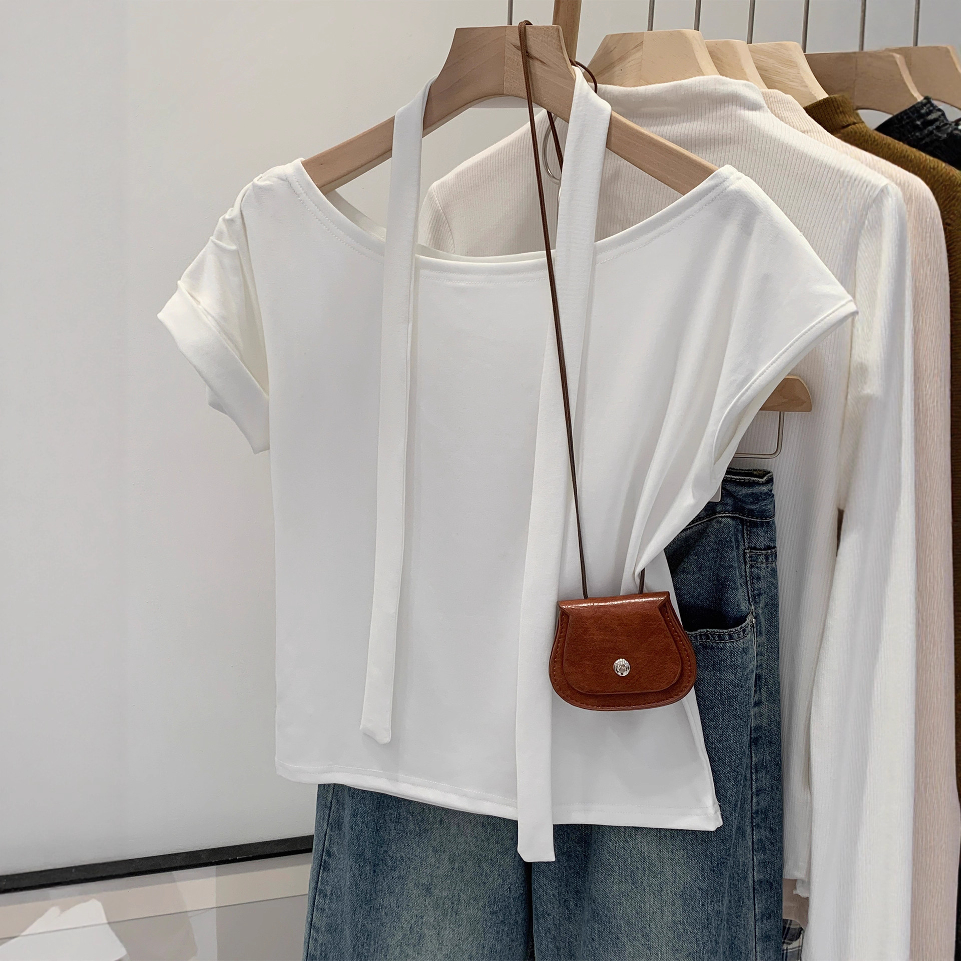 Lyocell Tencel Summer Designer Hoodie Polo Thin Light Luxury High-end Halter Neck Ribbon Short Sleeve T-shirt For Designer T-shirt Women New Loose Top