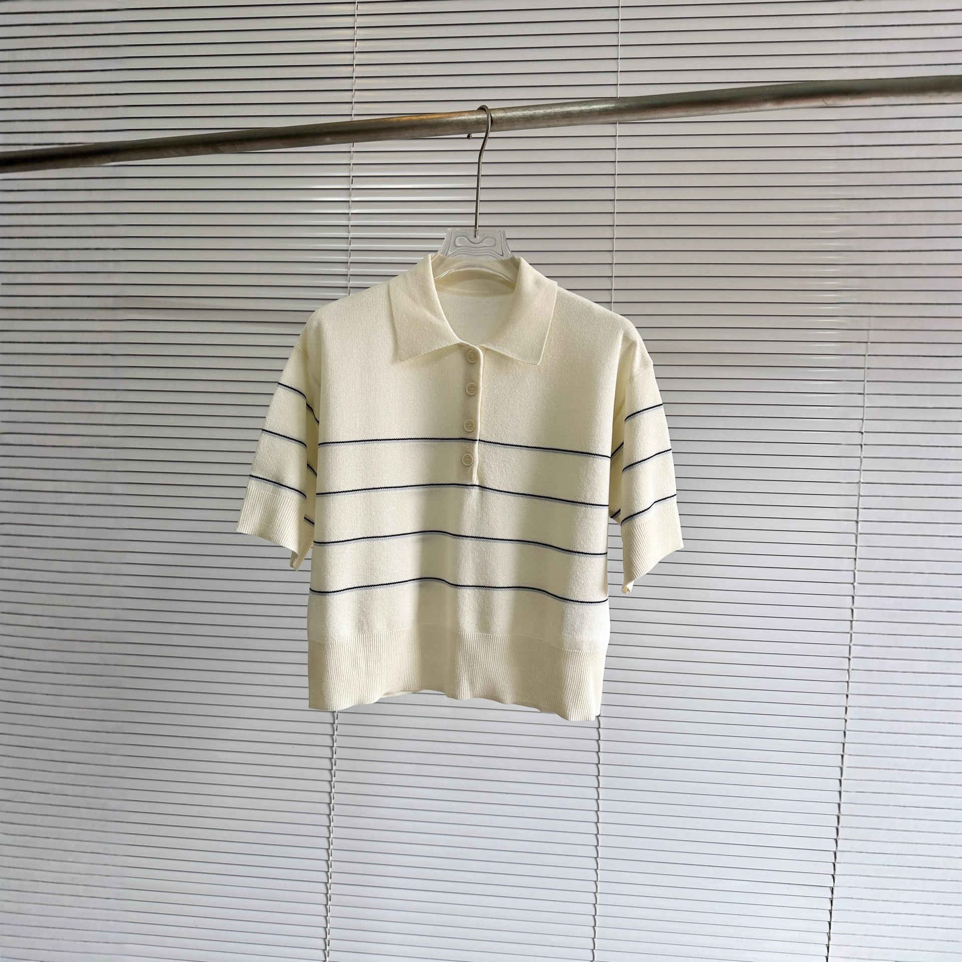 High-end Elegant Polo Designer Hoodie Women's Summer French Designer T-shirt Design Striped Polo Collar Short Sleeve Cropped Knit Top
