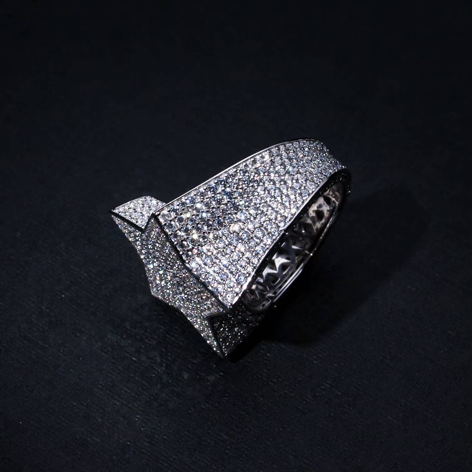 Hip Hop Rock Style Iced Out 5 Point Star Ring S925 Plated 18K White Gold With DEF VVS Moissanite Mens Ring Pop Star Fashion