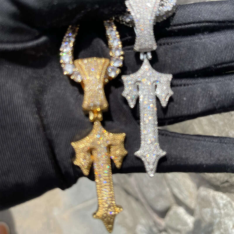 Jewelry T-shaped sword cross pendant necklace men's Silver inlaid Moissanite Hip Hop trendy jewelry