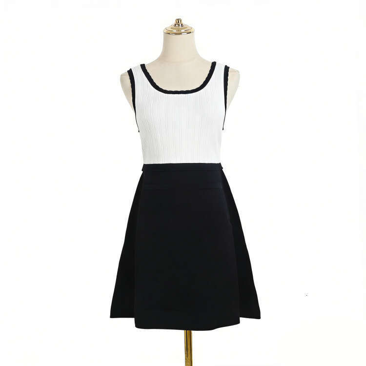 2026 summer designer black and white color blocked sleeveless knitted k30 small fragrance contrasting color slim fit A-line sk mid length skirt