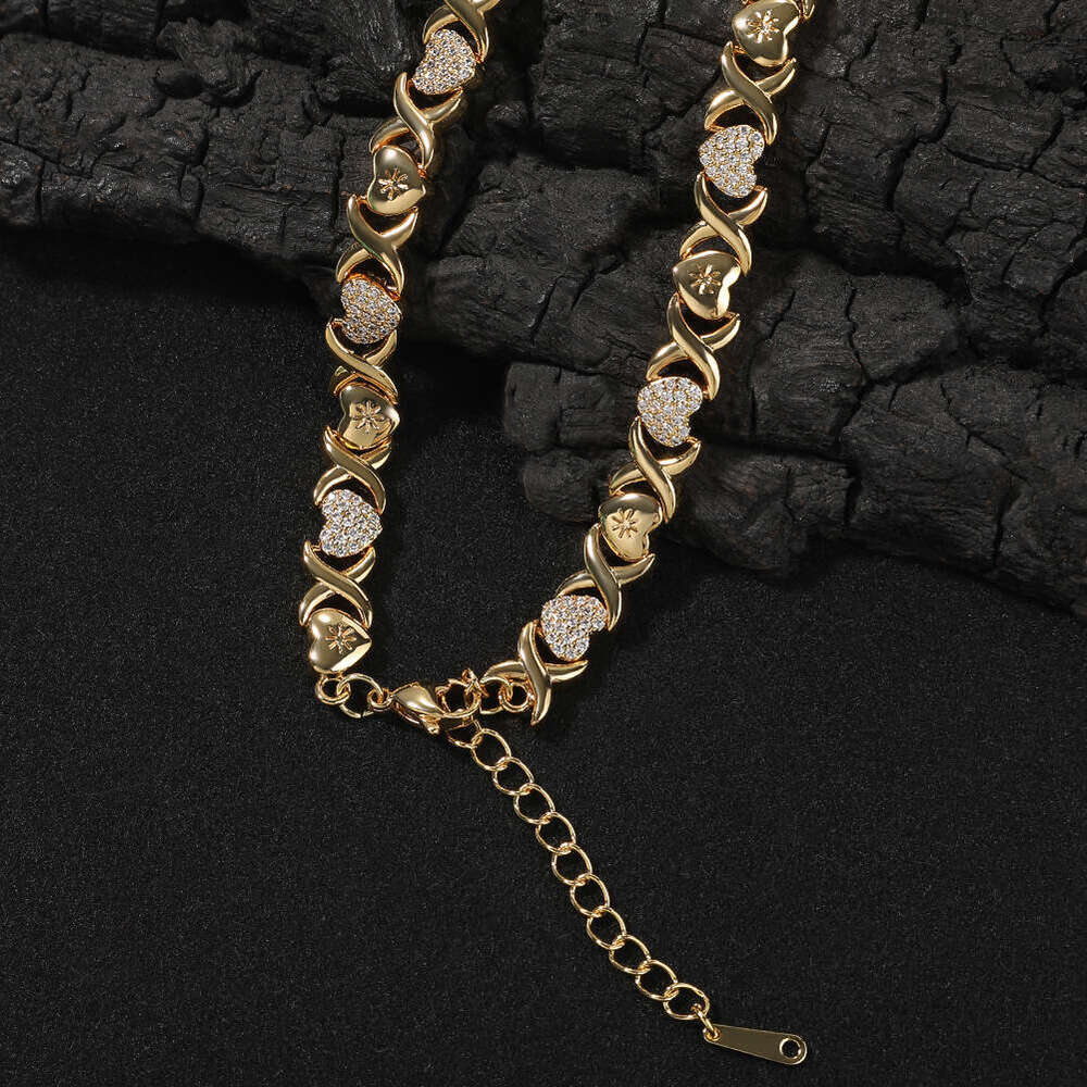 Fashion New Style Diamond-Encrusted XO Gold-Plated Hip-Hop Ice with VVS moissanite Necklace Light Luxury High-End Heart Infinity Collarbone Chain Jewe