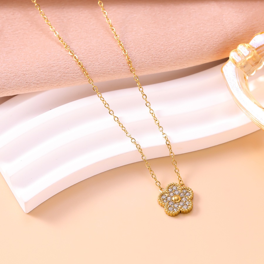 Luxurious and Exquisite Five-Leaf Jewelry Set for Women, Diamond-Studded Flower Bracelet, Necklace, Earrings, Stainless Steel Accessories in Stock - view 5