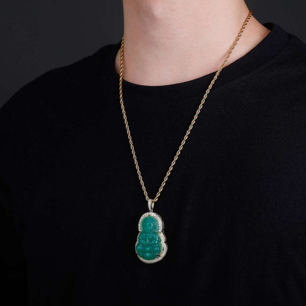 's new vintage ethnic-style Guanyin Buddha necklace pendant is hot-selling item with the same design a traditional Chinese-style amulet for peace