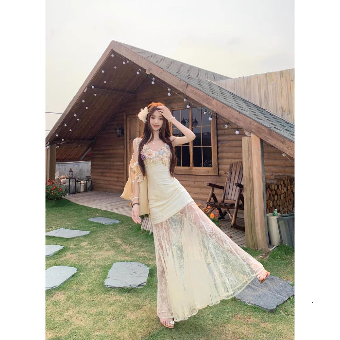 French Style Heavy Floral Lace Mesh Patchwork Strap Dress For Women Summer Beach Designer Dress Vacation Elegant Mermaid Long Dress