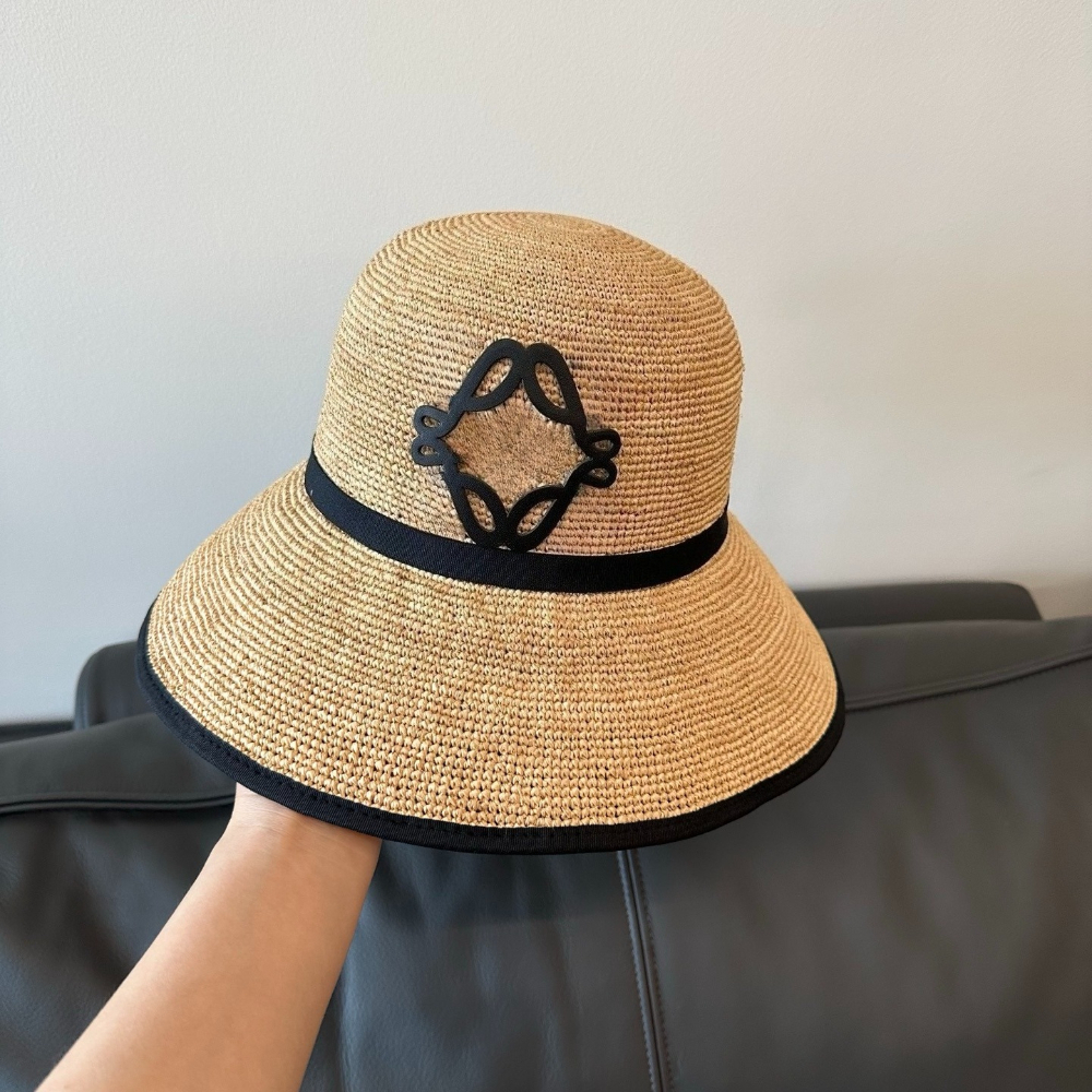 Hats Designers Women Designer Bucket Hat Woven Grass Wide Brim Fisherman Hat Chapeau Summer Breathable Sunscreen Large Brim Beach Vacation
