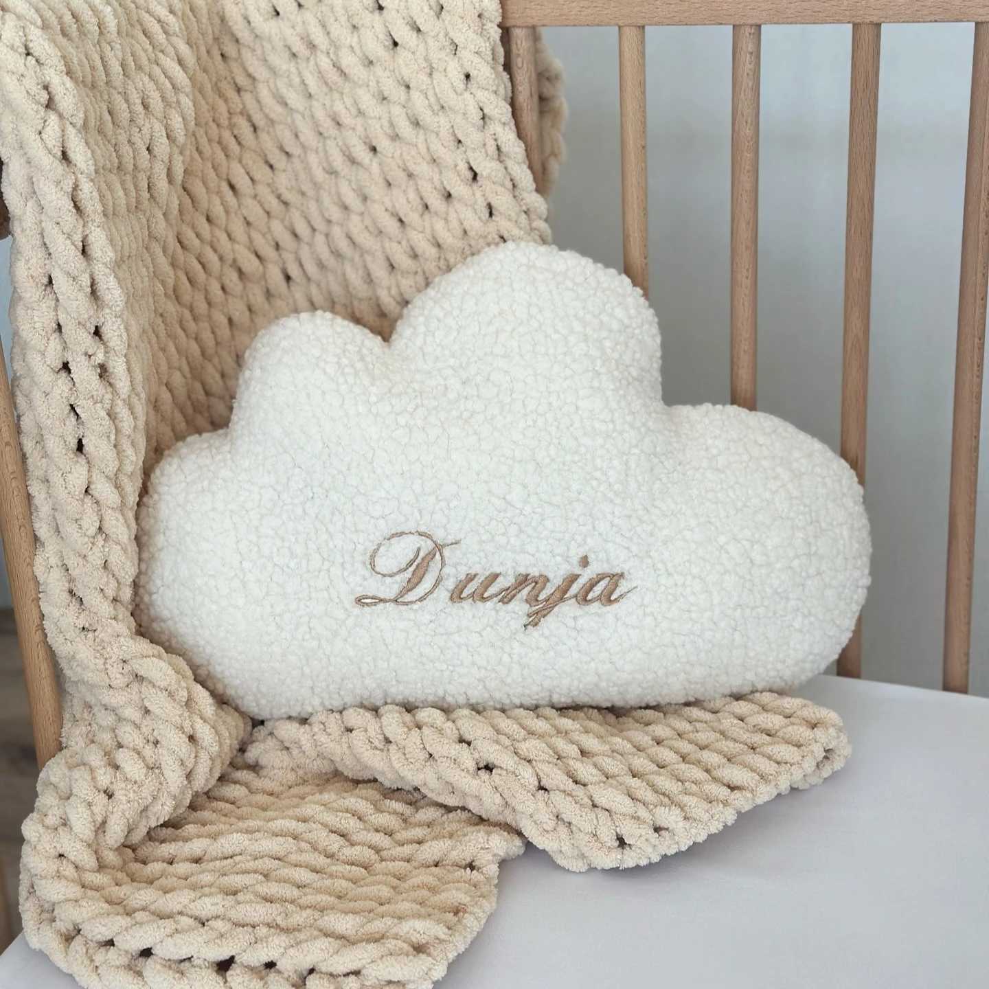 Personalized Baby Pillow Shower Gift Custom Baby Throw Pillow Keepsake for Newborns The Perfect Present for New Mothers H260323