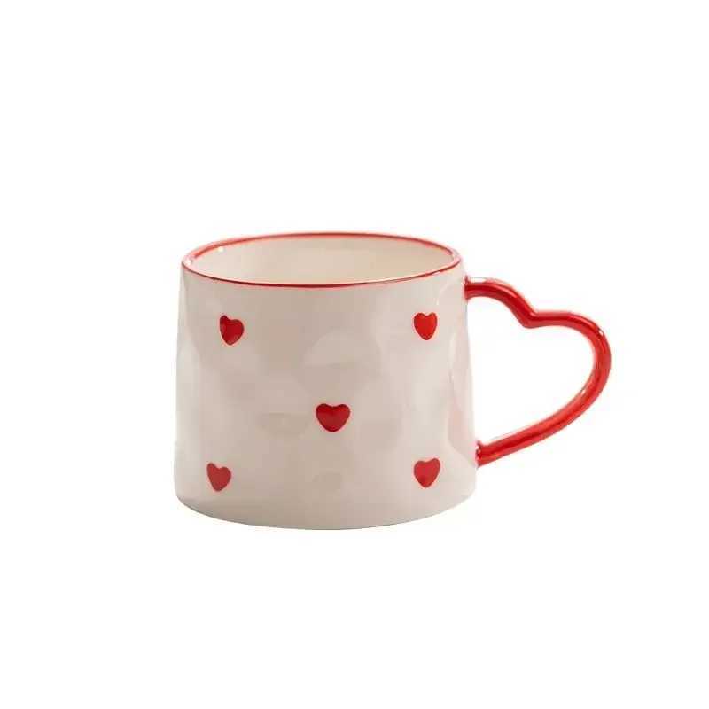 Creative Cute Girl Water Cup Small Fresh Hand-painted Pink Love Coffee Cup Saucer Underglaze Peach Heart Ceramic Cup Saucer H260323