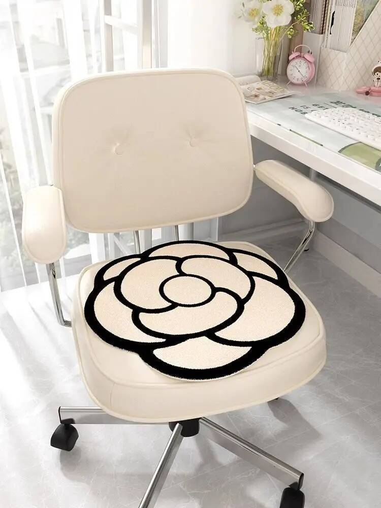 Luxury Affordable High End Seat Cushions Butt Cushions Winter Office Cushions For Swivel Chairs Floral Tatami & Mats